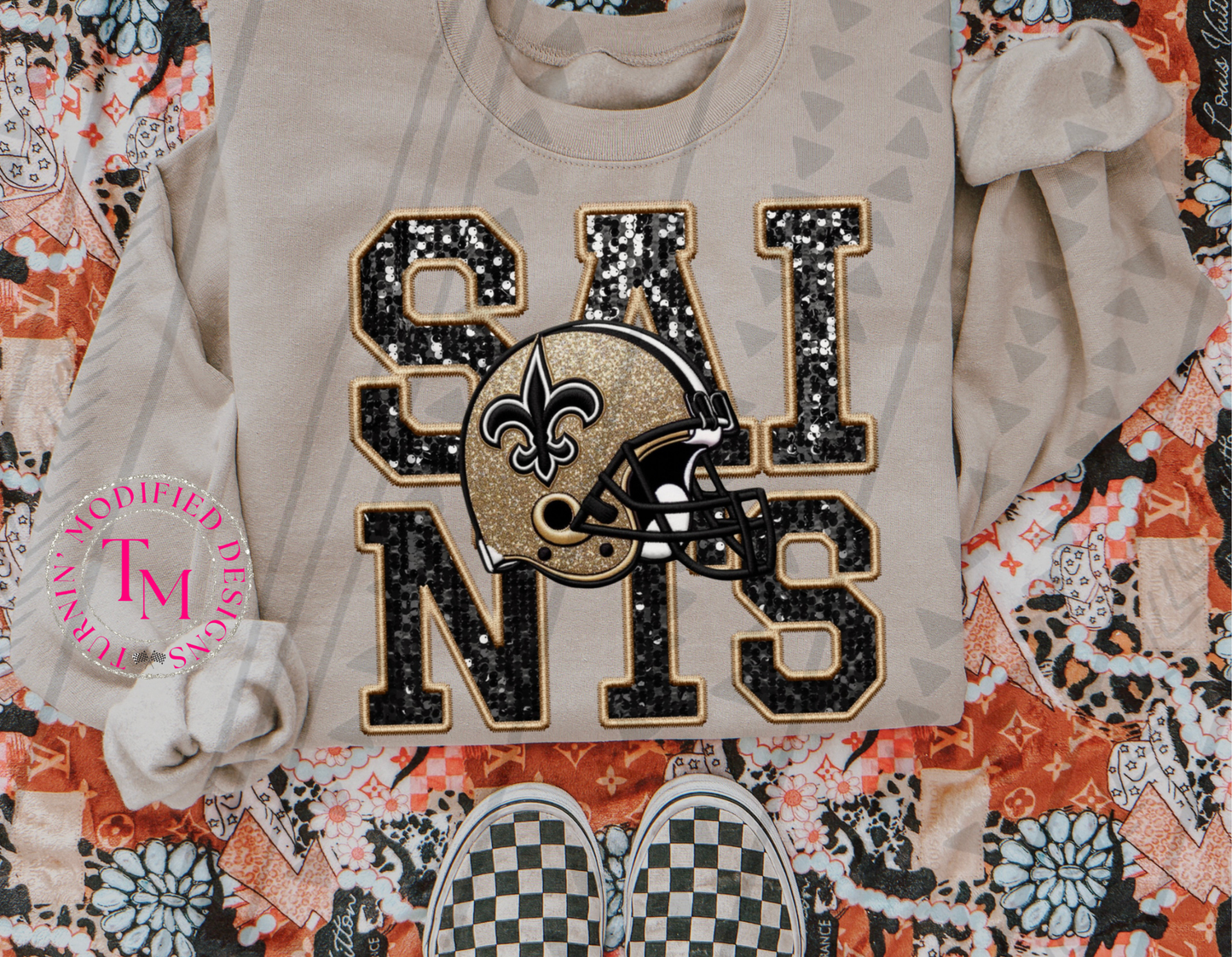 Faux Teams W/ Helmet